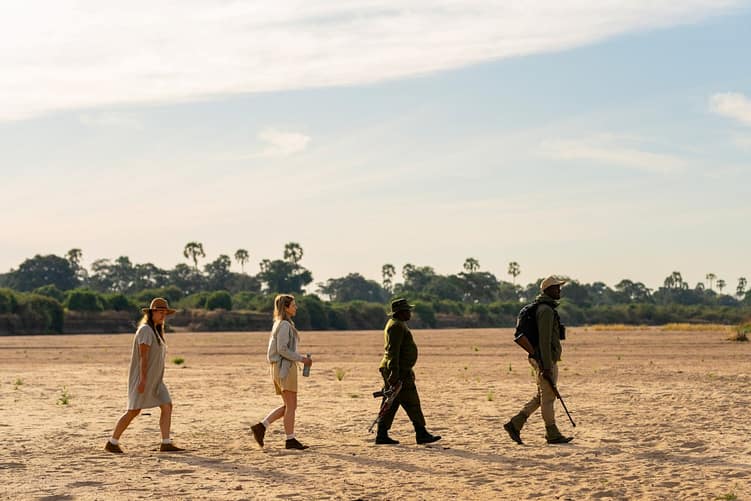 Walking Safari in Africa 15 Walking-in-Ruaha (1)